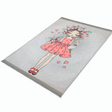 Alfombra 'Corazón' sobre fondo blanco, resaltando su diseño colorido e intrincado que embellece cualquier habitación infantil. Ideal para añadir un toque de magia y confort al dormitorio de tu pequeña princesa, facilitando actividades como juegos y descanso. Lavable en lavadora, base antideslizante, sin pelusas e hipoalergénica.